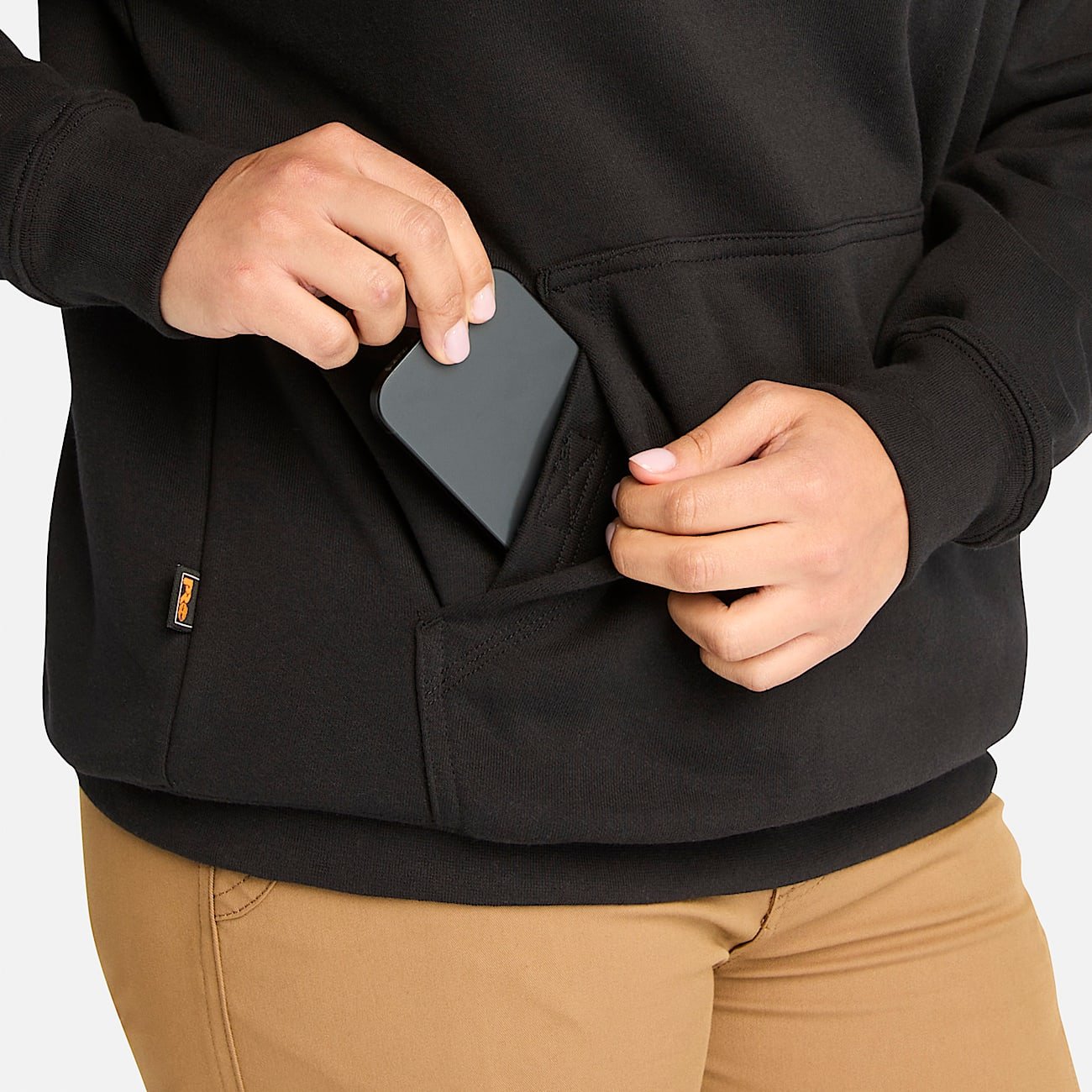 0C131E94-B8DF-4F4C-C240-0E61FC68D150