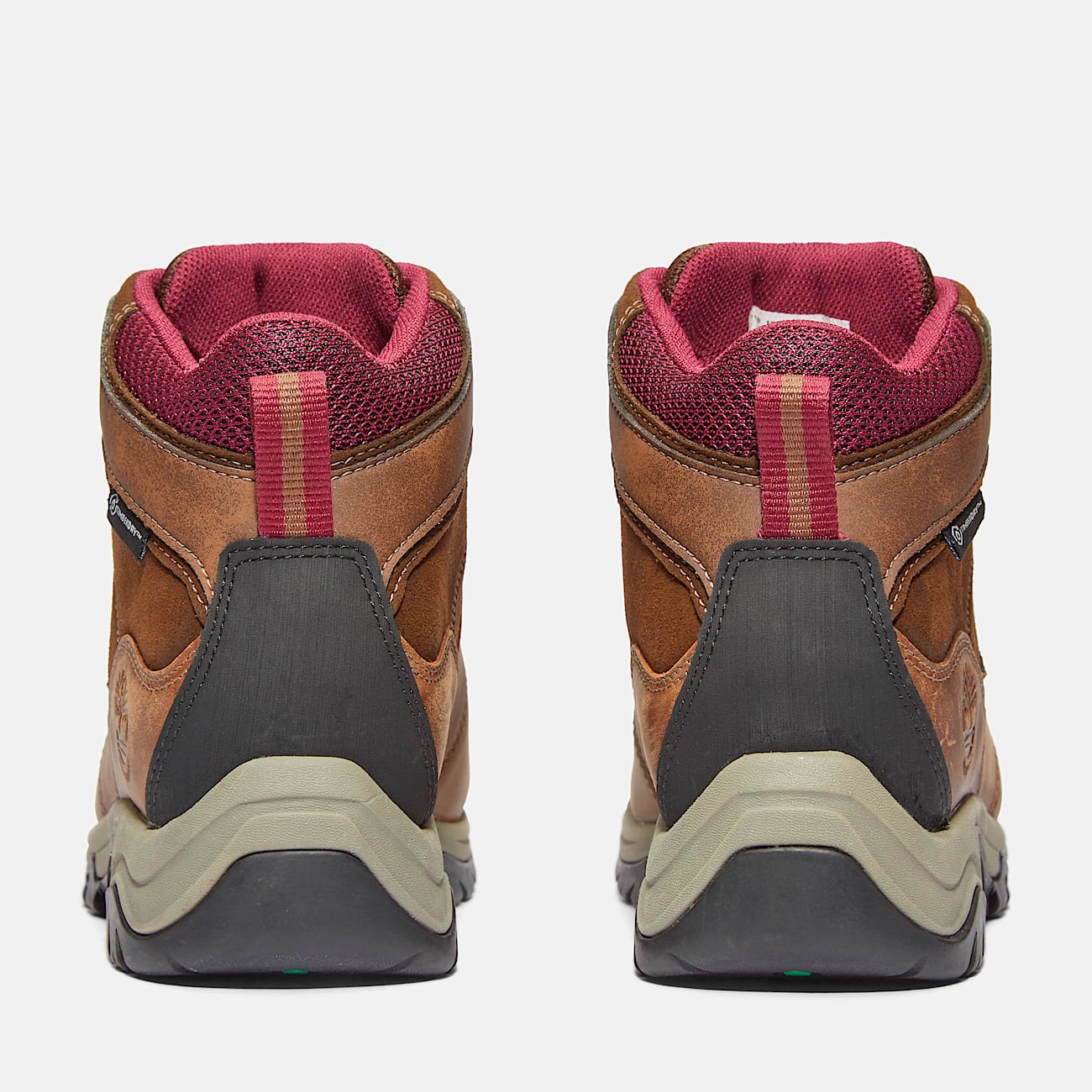 50CB2180-417E-5DB1-40C8-2067B4F6F041