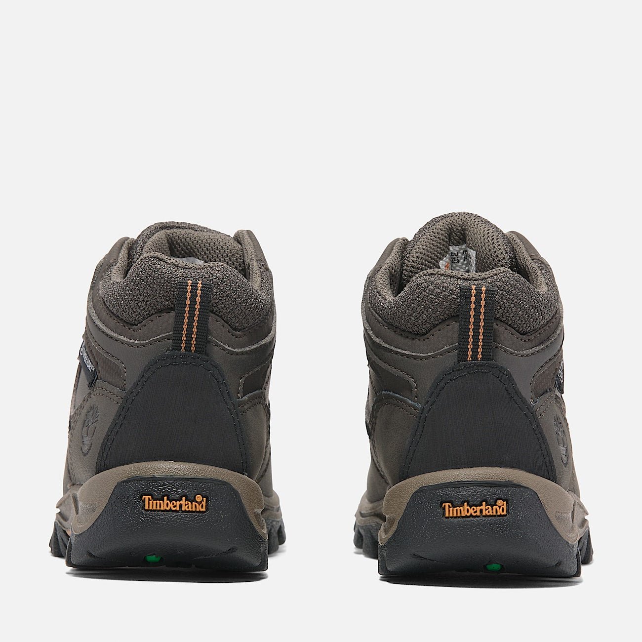 A46D5A75-A62C-AD6D-FEB3-5B013C2DF2A5